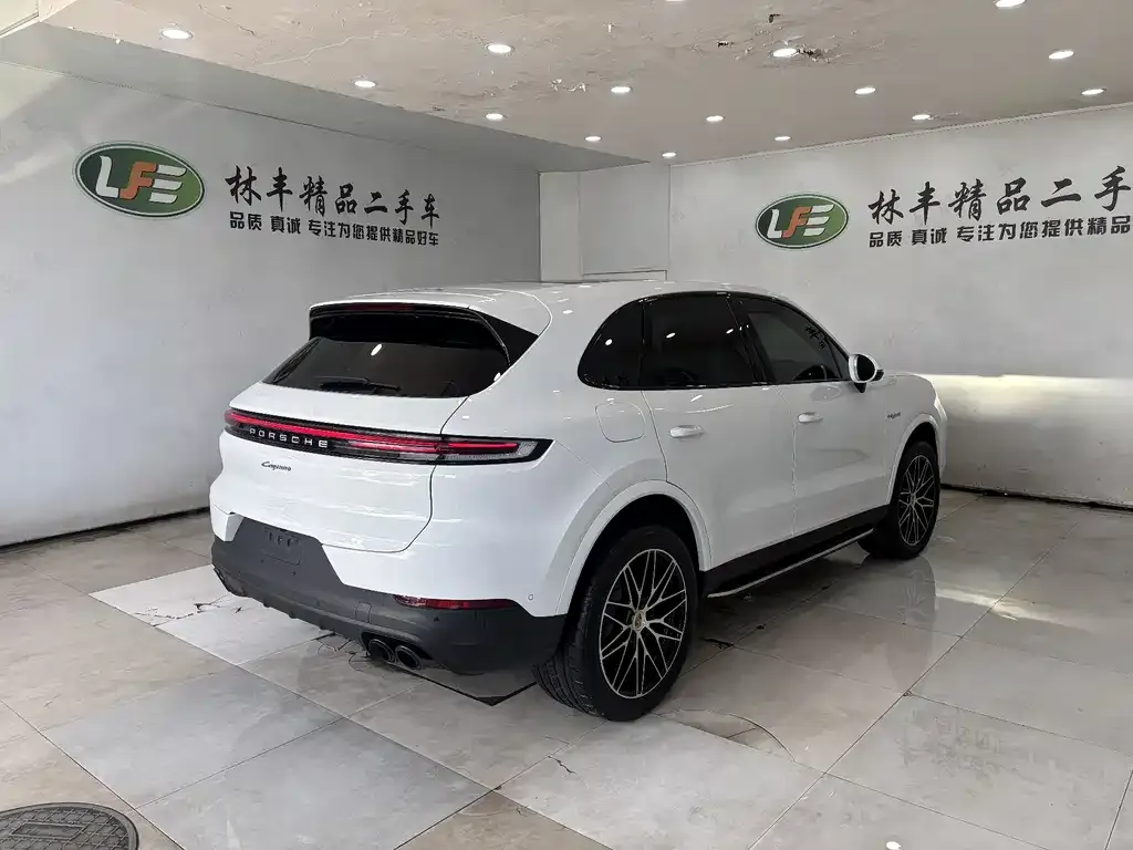 Porsche Cayenne Hybrid 2024 из CN, фото 10