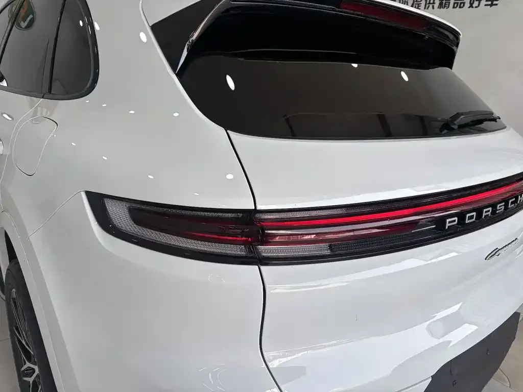 Porsche Cayenne Hybrid 2024 из CN, фото 9