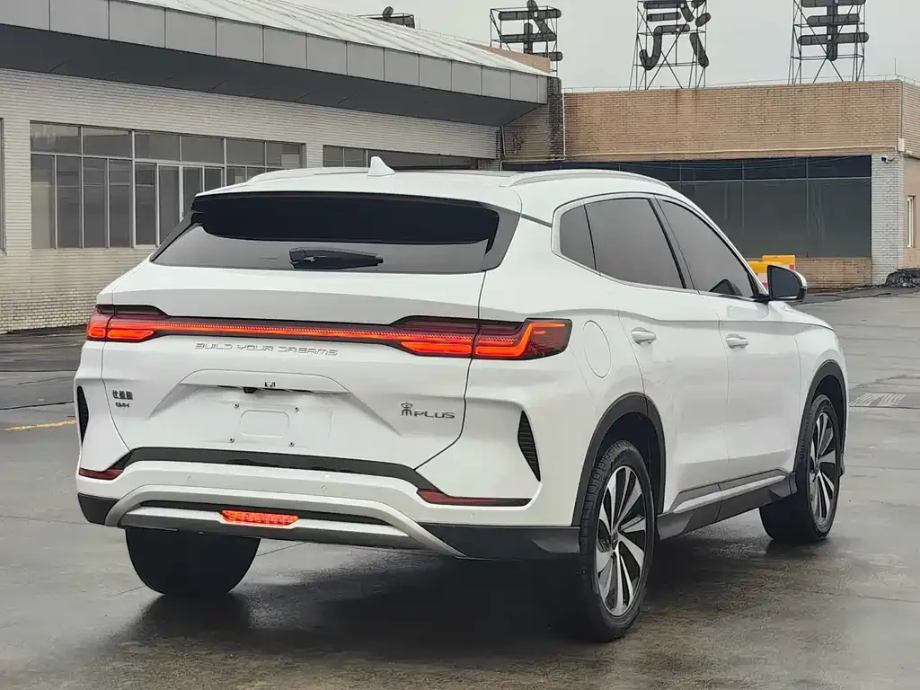 BYD PLUS New Energy — фото 7