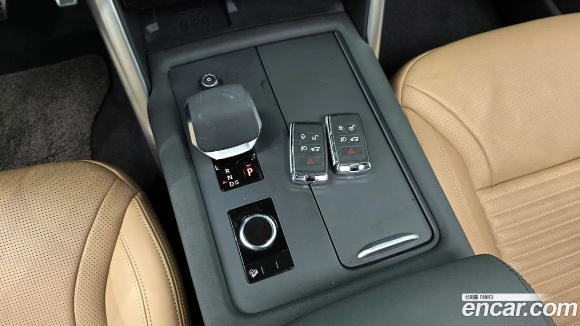 Land Rover Discovery 2025 из KR, фото 5
