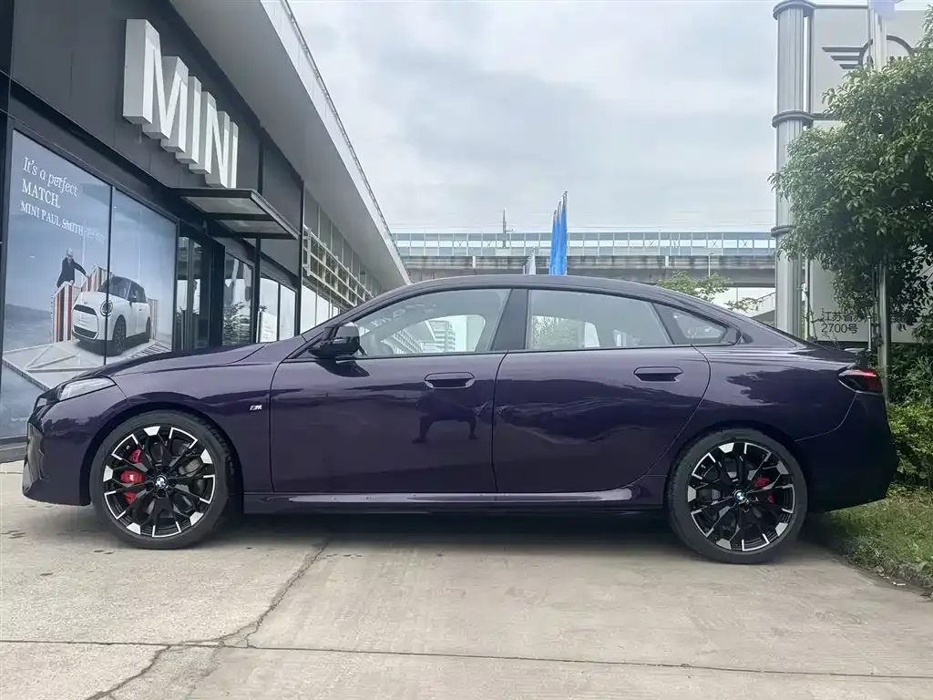 BMW M235L 2025 из CN, фото 2