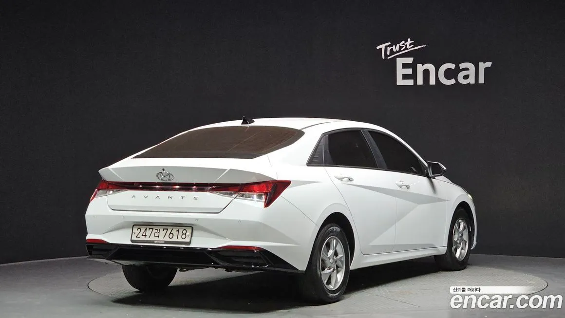 Hyundai AVANTE — фото 9