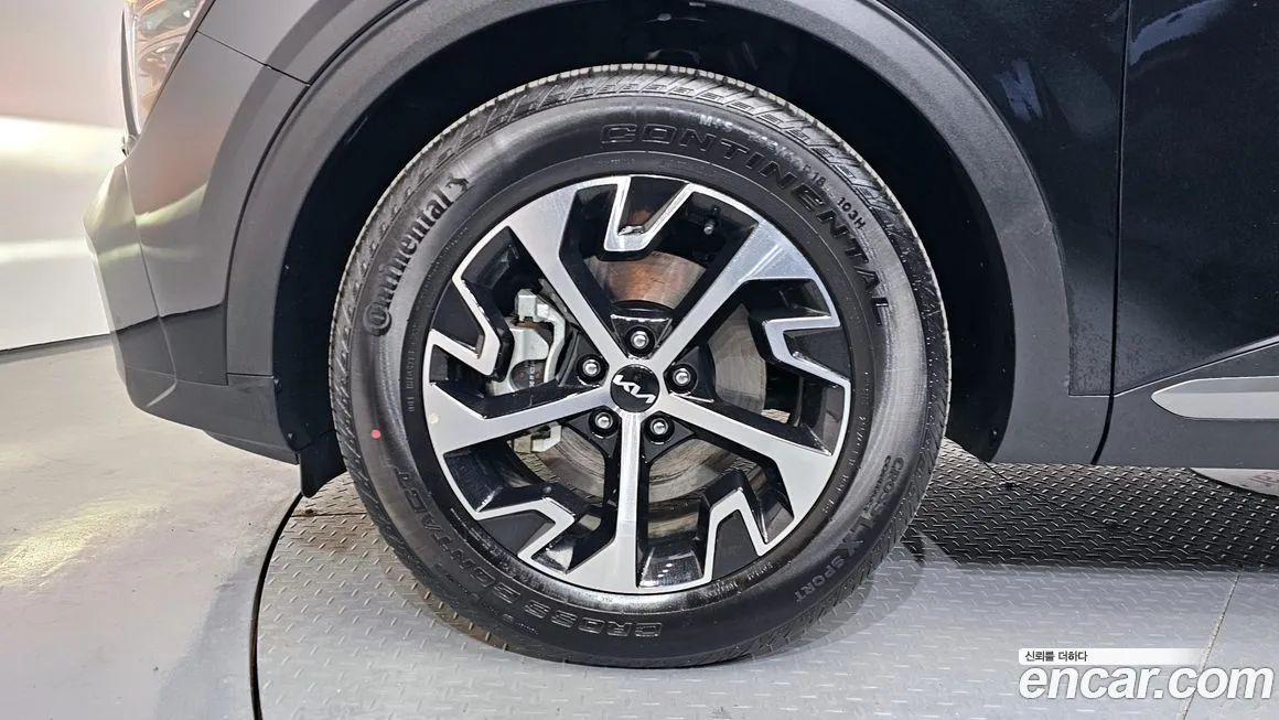 Kia Sportage — фото 7
