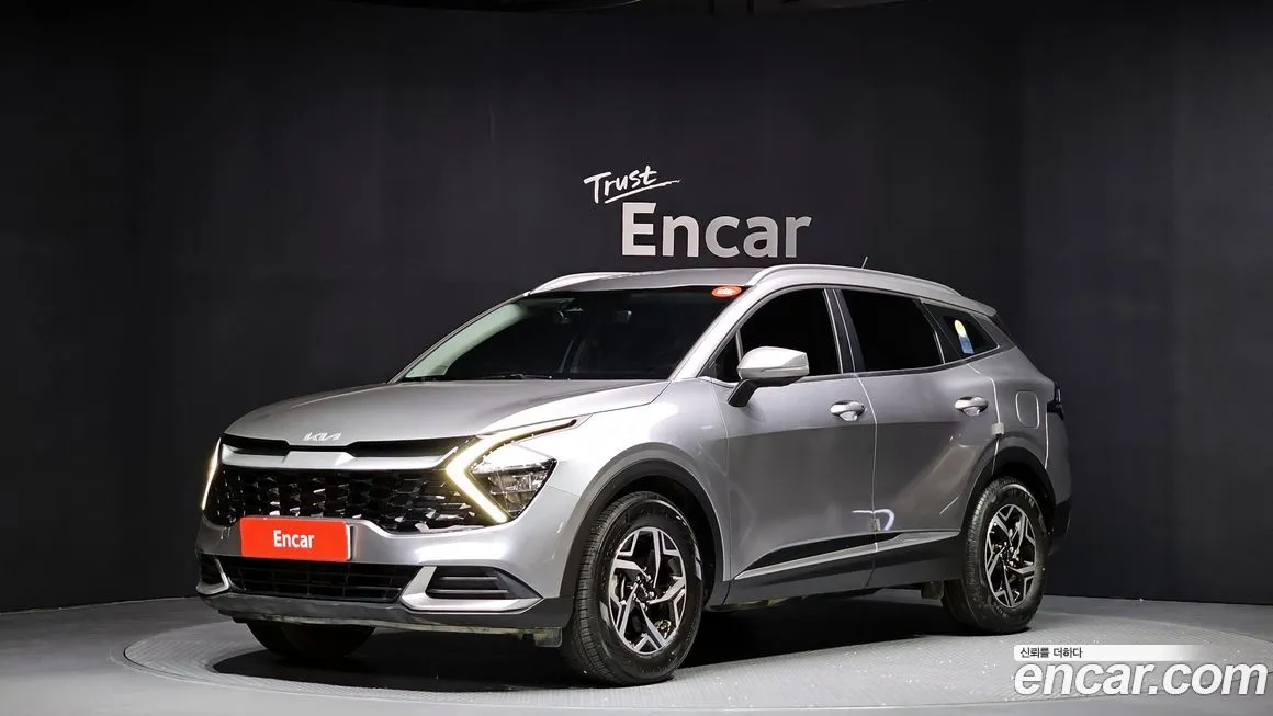 Kia Sportage — фото 1