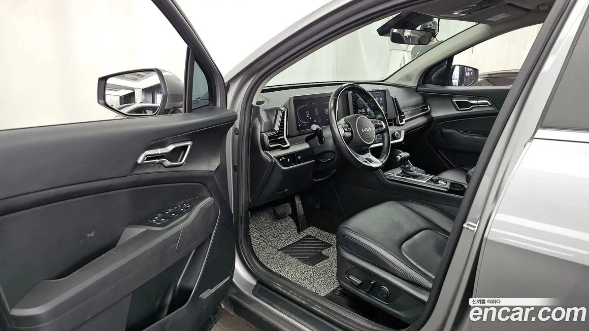 Kia Sportage — фото 8