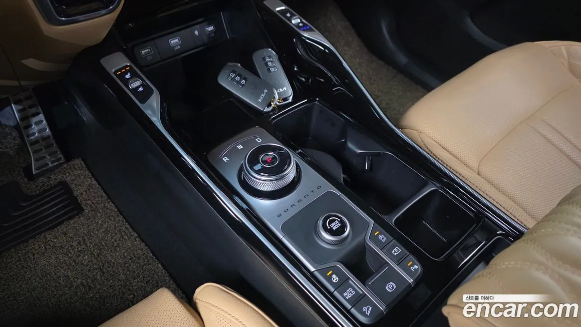Kia Sorento — фото 7