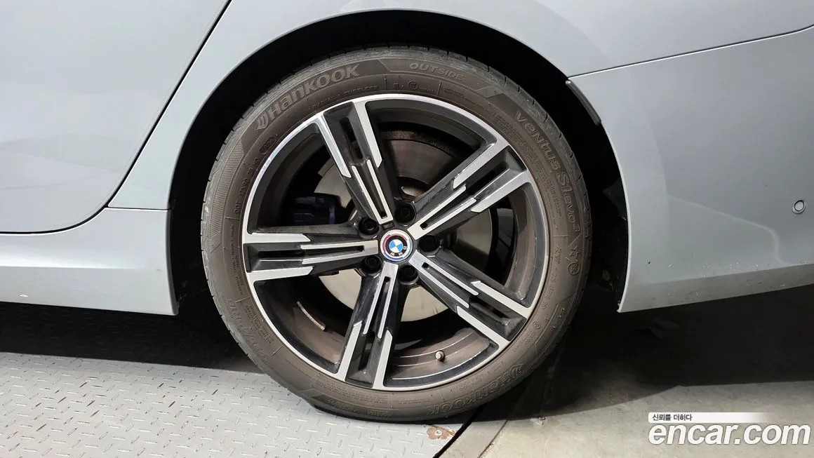 BMW 3-Series 2025 из KR, фото 4