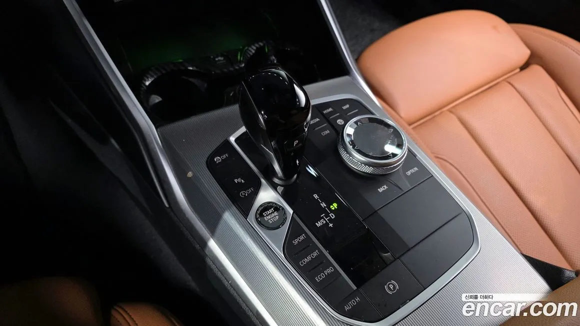 BMW 3-Series 2022 из KR, фото 8