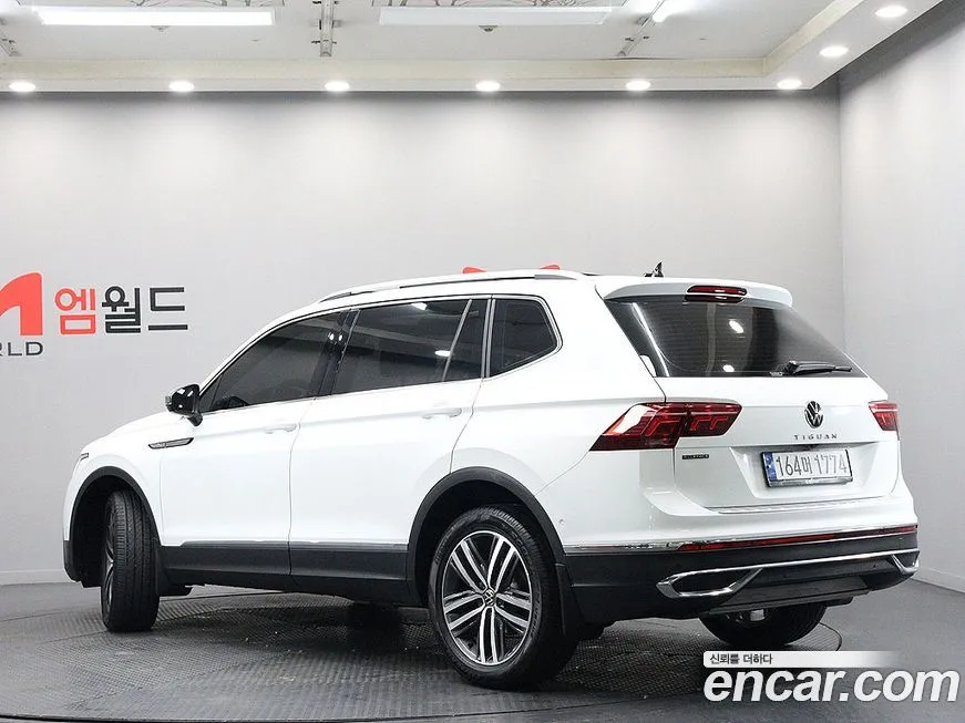 Volkswagen Tiguan 2023 из KR, фото 2