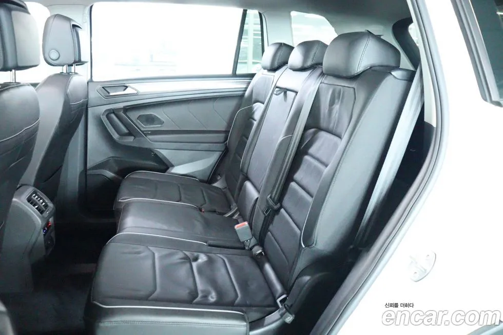 Volkswagen Tiguan 2023 из KR, фото 10