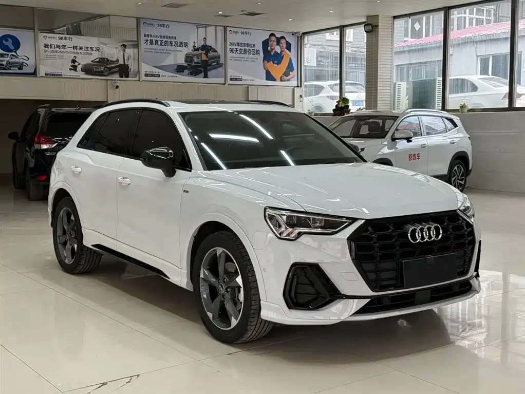 Audi Q3 2023 из CN, фото 4