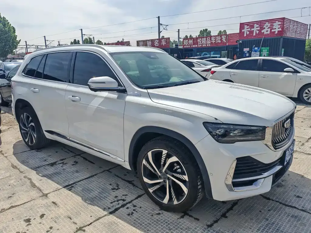 Geely Xingyue L — фото 6