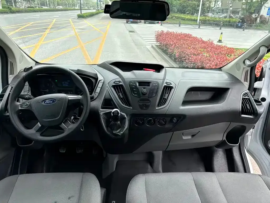Ford Transit 2021 из CN, фото 3