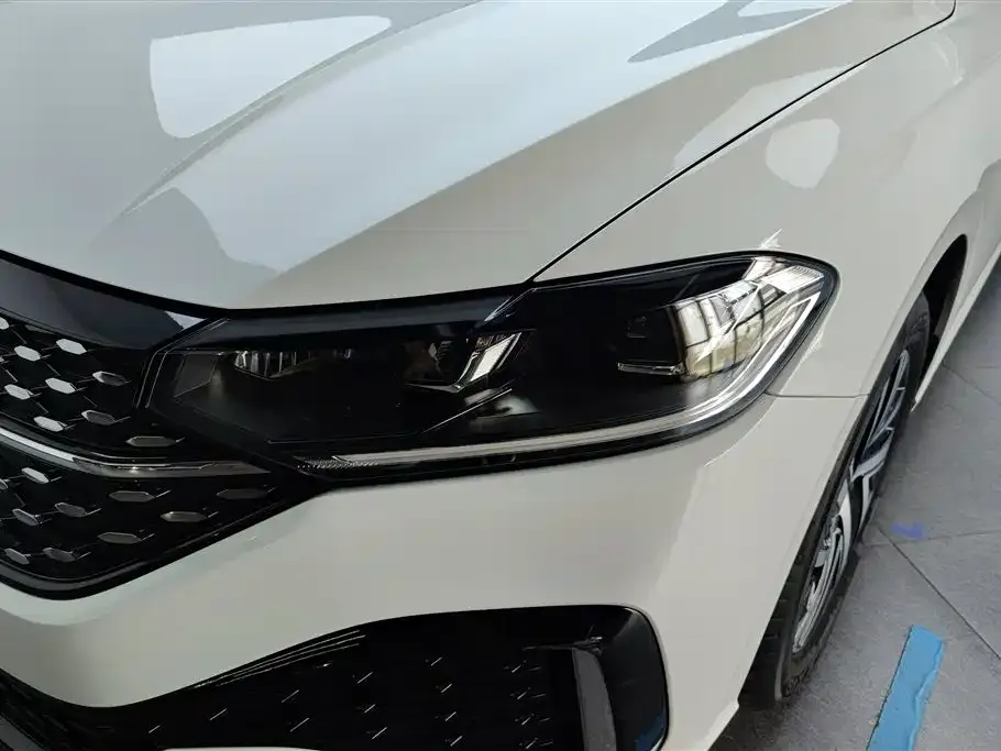 Volkswagen Lavida 2023 из CN, фото 2