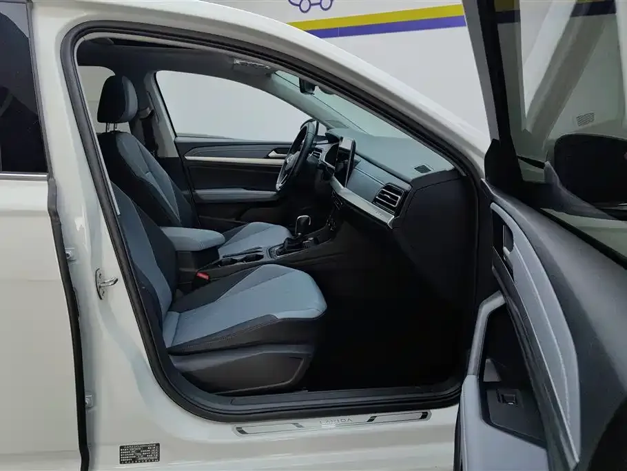 Volkswagen Lavida 2023 из CN, фото 5