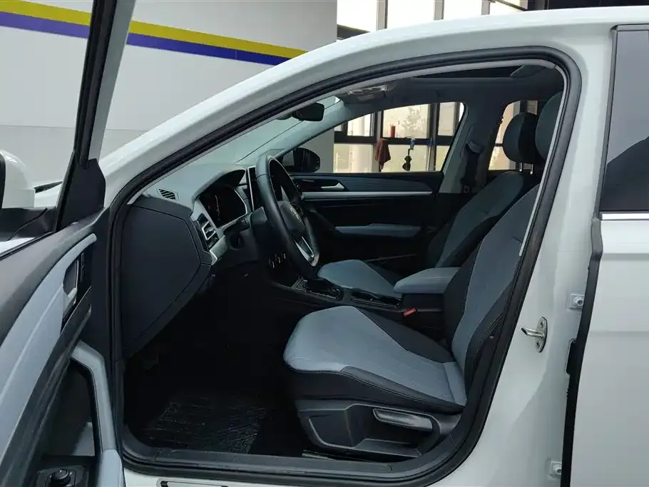 Volkswagen Lavida 2023 из CN, фото 6
