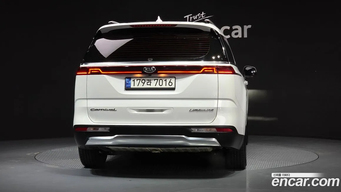 Kia Carnival 2021 из KR, фото 2
