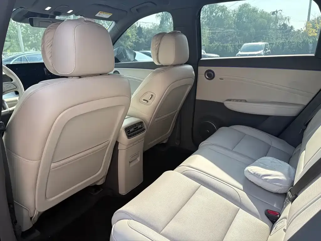 Hongqi HS6 PHEV 2026 из CN, фото 6
