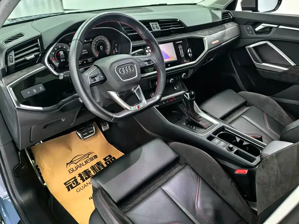 Audi Q3 Sportback — фото 6