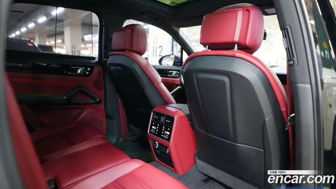 Porsche Cayenne 2023 из KR, фото 4