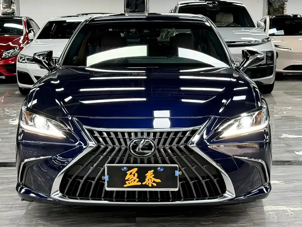 Lexus ES 2023 из CN, фото 5