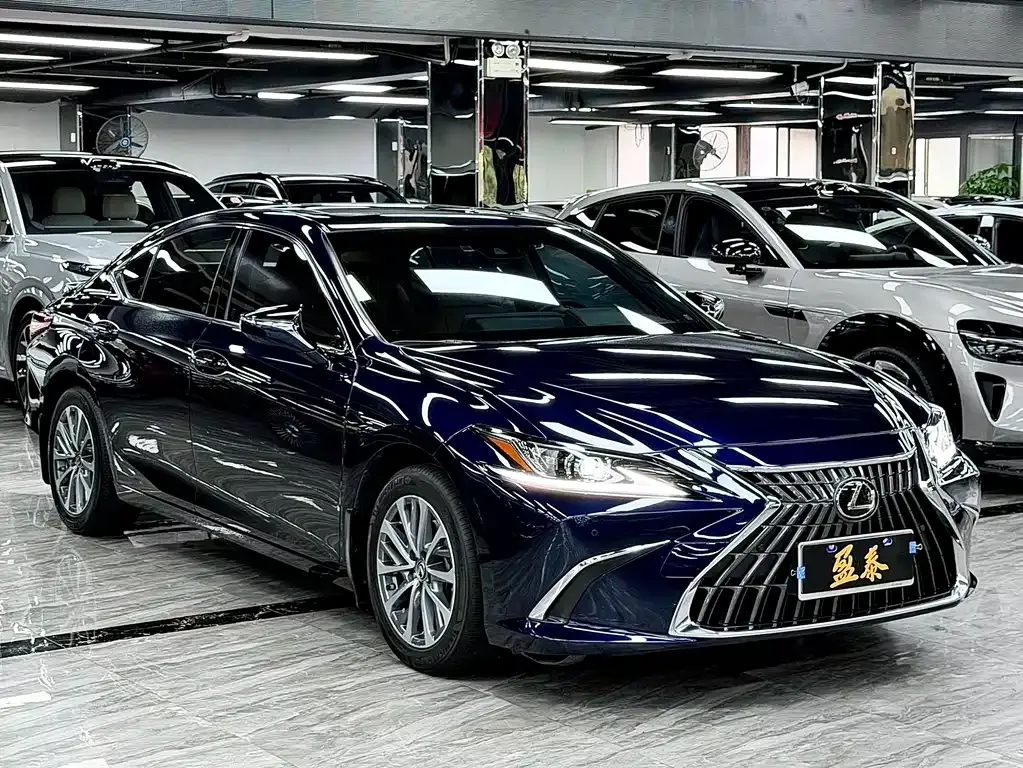 Lexus ES 2023 из CN, фото 7
