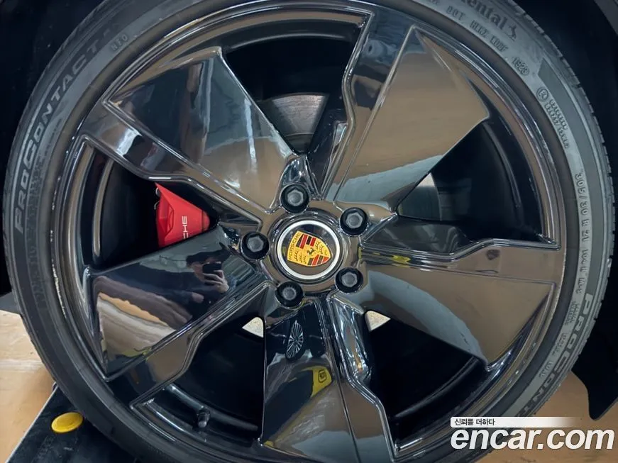 Porsche Taycan 2021 из KR, фото 3
