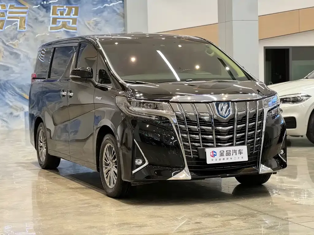 Toyota Alphard 2023 из CN, фото 10
