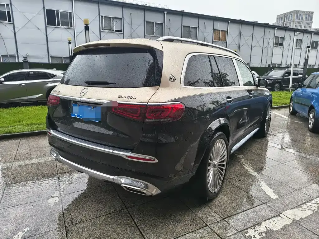 Mercedes-Benz GLS — фото 7