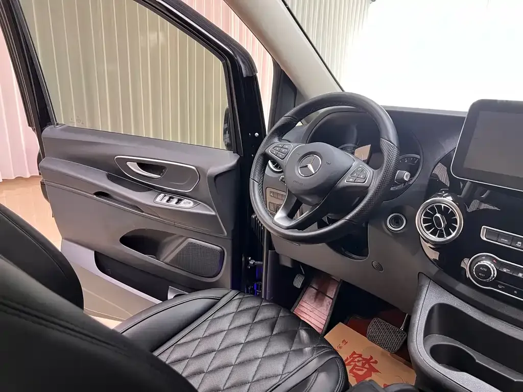 Mercedes-Benz Vito 2022 из CN, фото 4