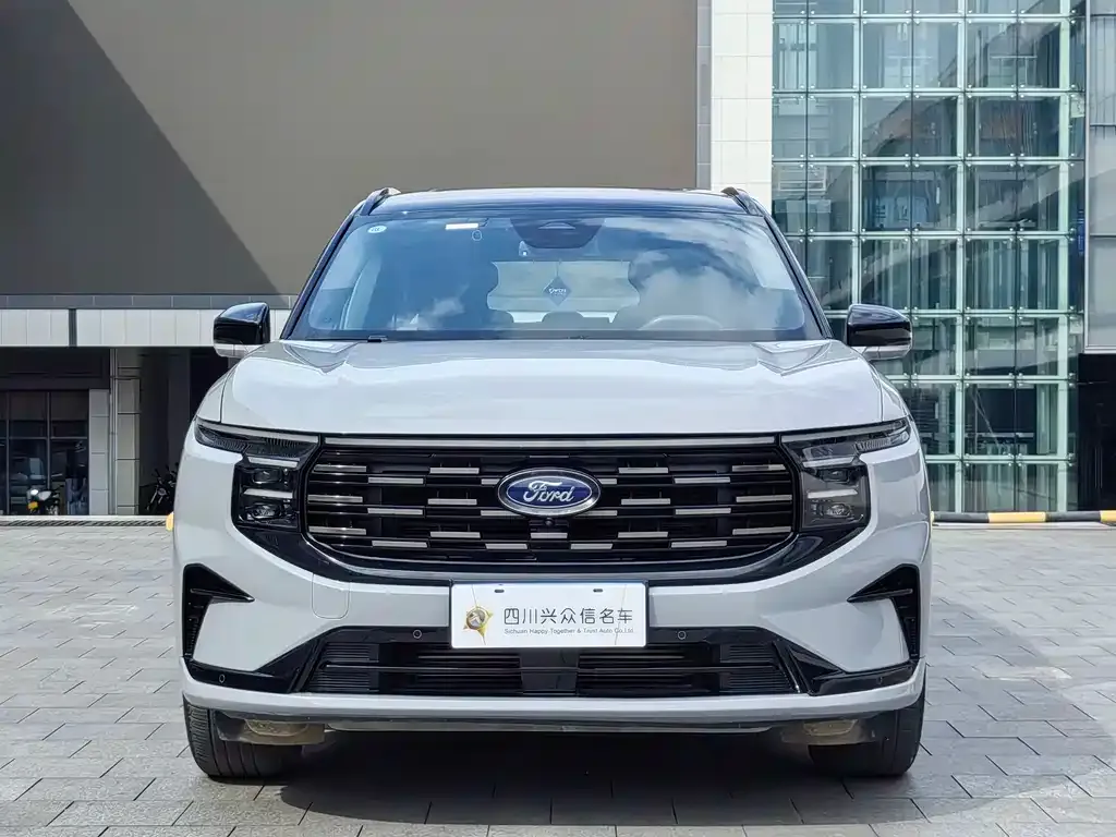 Ford Edge — фото 7