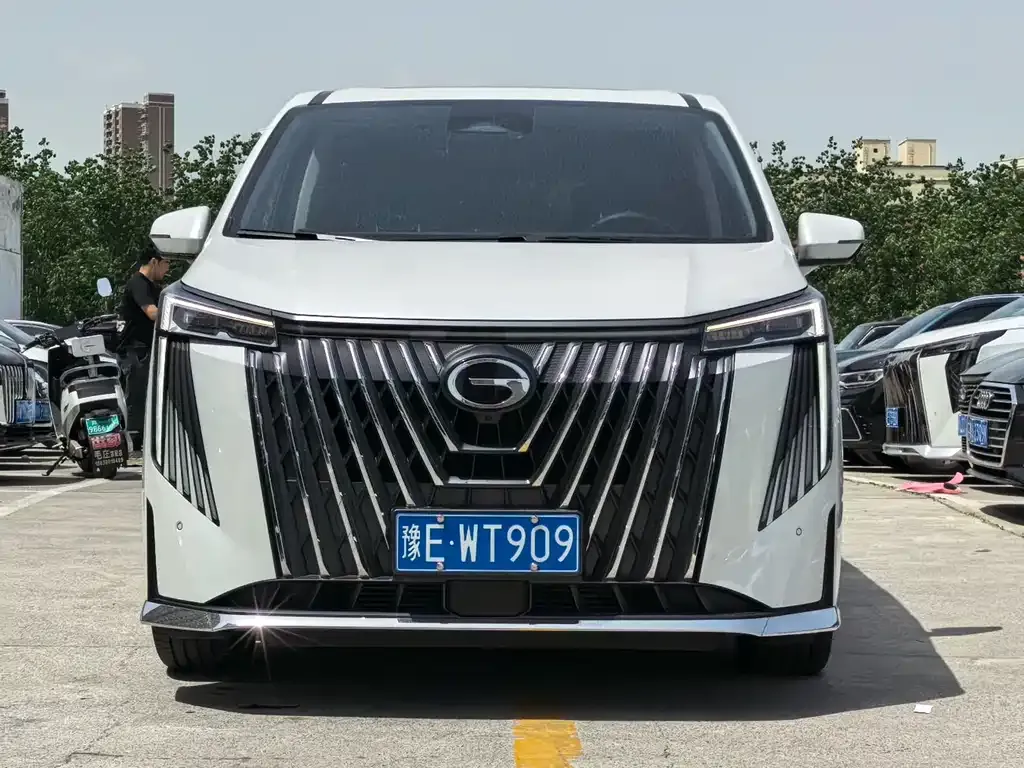 GAC Motor Trumpchi M8 — фото 6