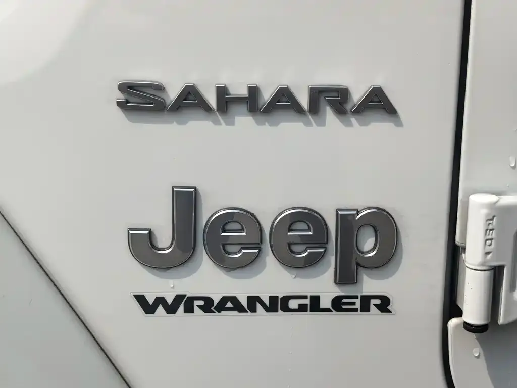 Jeep Wrangler — фото 2