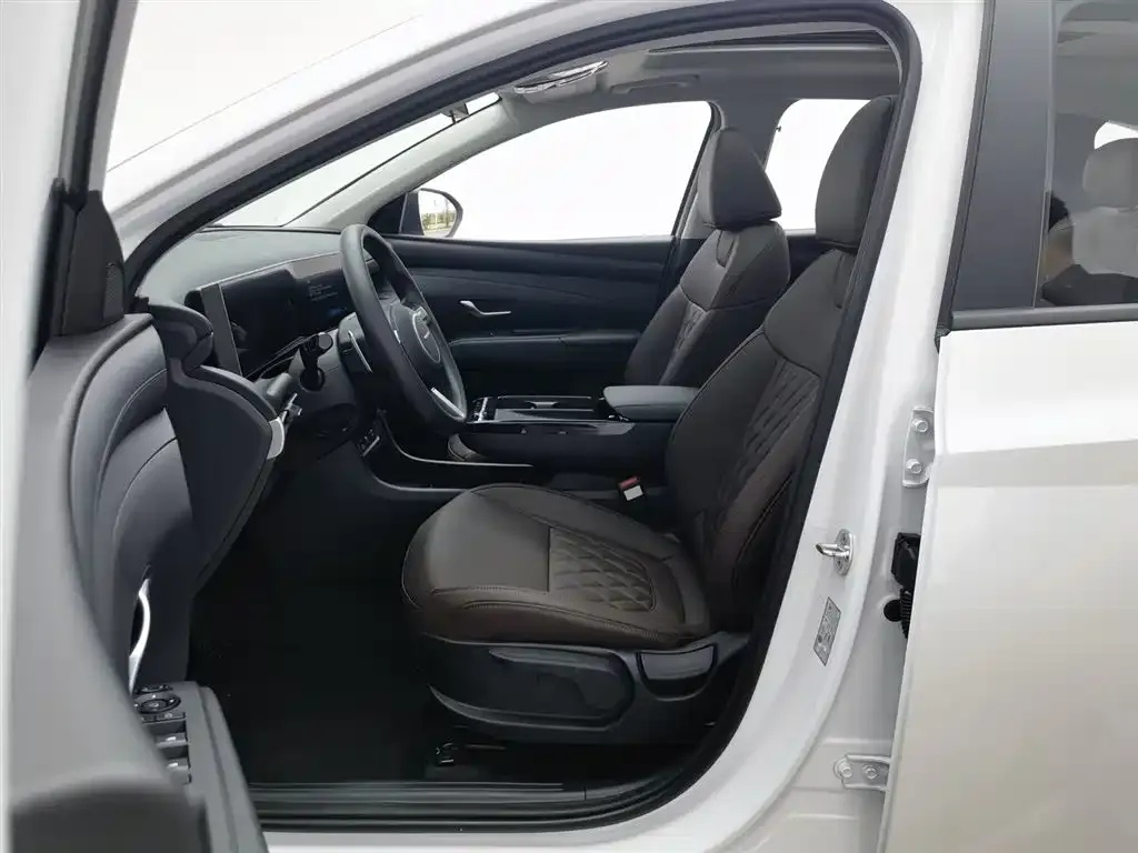 Hyundai Tucson — фото 7