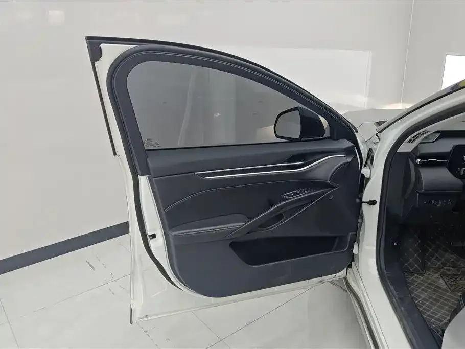 Ford Mondeo 2024 из CN, фото 2
