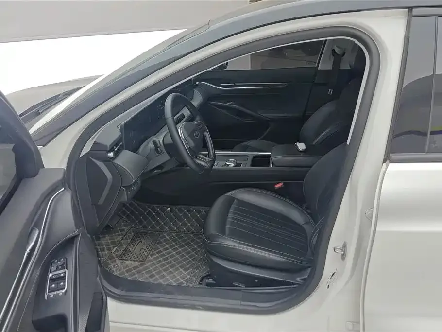 Ford Mondeo 2024 из CN, фото 10