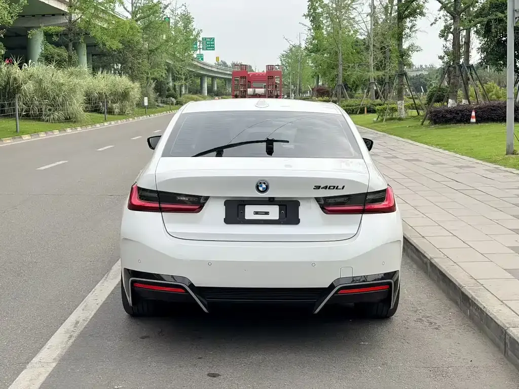 BMW i3 2024 из CN, фото 3