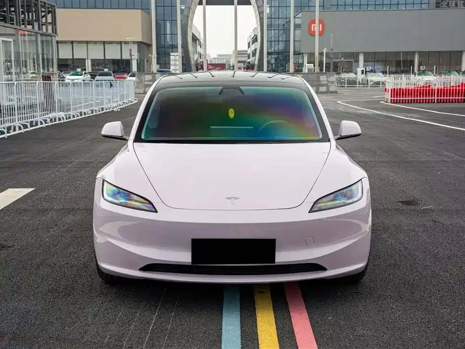 Tesla Model 3 — фото 6