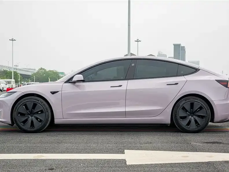 Tesla Model 3 — фото 2