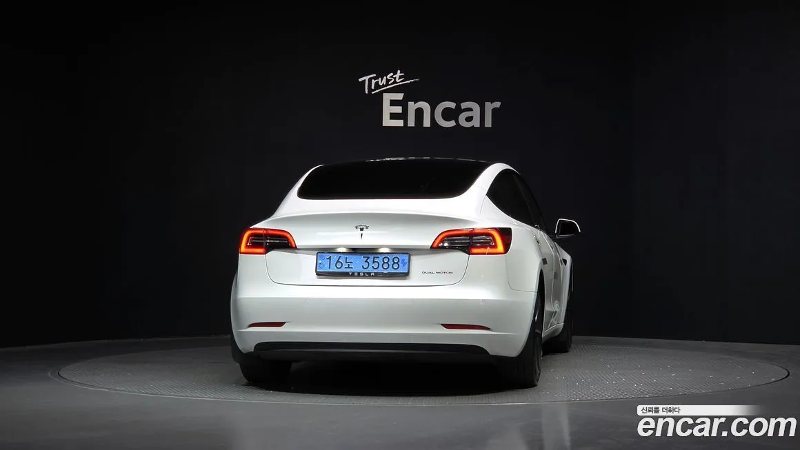 Tesla Model 3 2022 из KR, фото 4