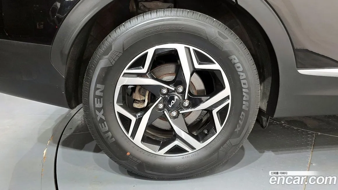 Kia Sportage — фото 7
