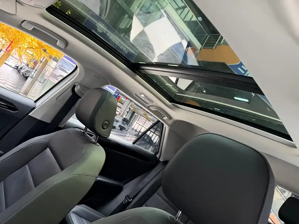 Volkswagen T-Roc 2022 из CN, фото 3