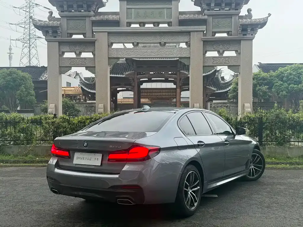 BMW 5 Series (Import) — фото 10