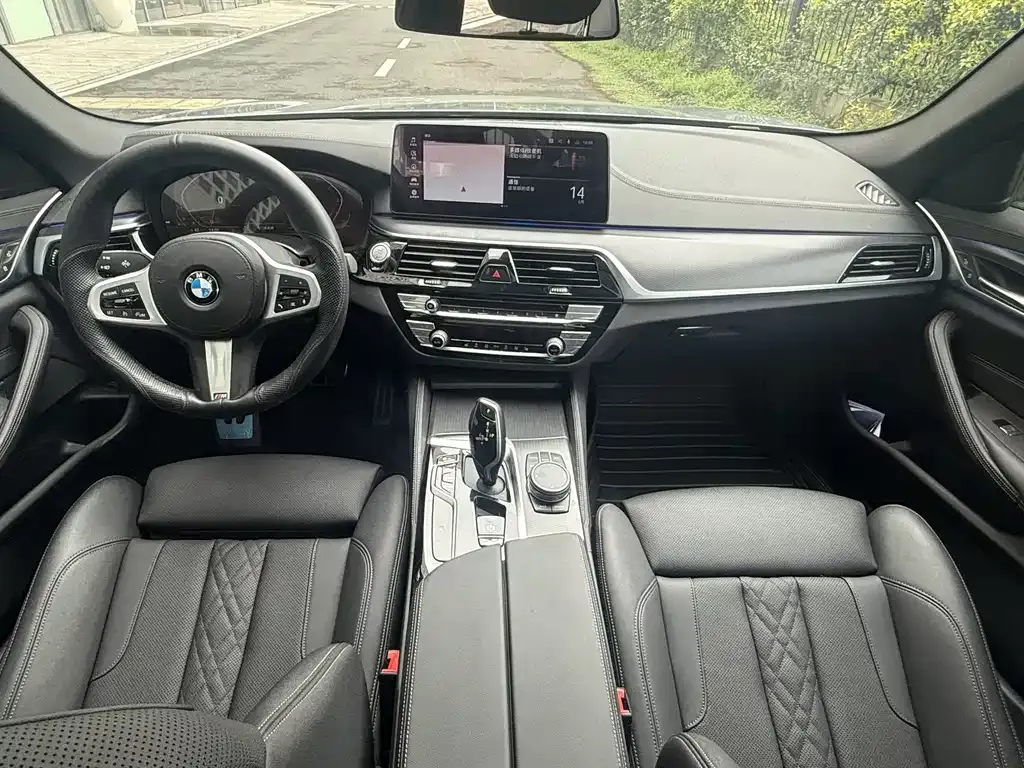 BMW 5 Series (Import) — фото 7