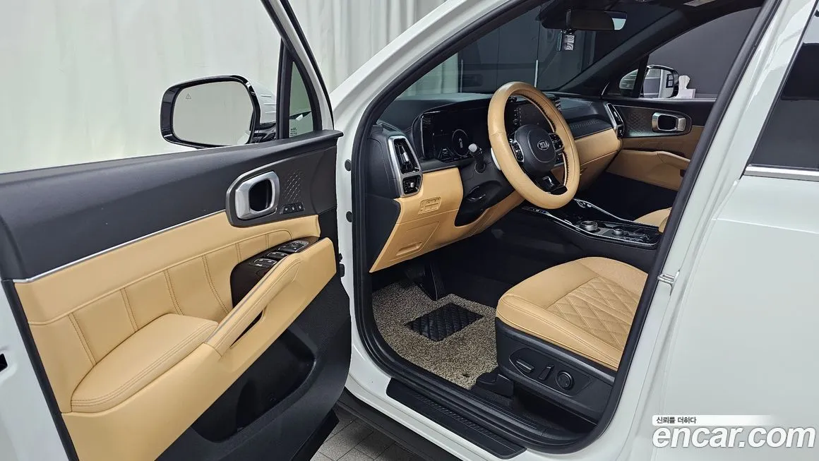 Kia Sorento — фото 9