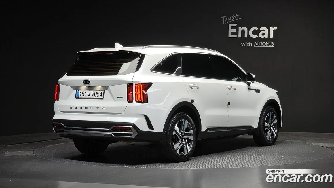 Kia Sorento — фото 6