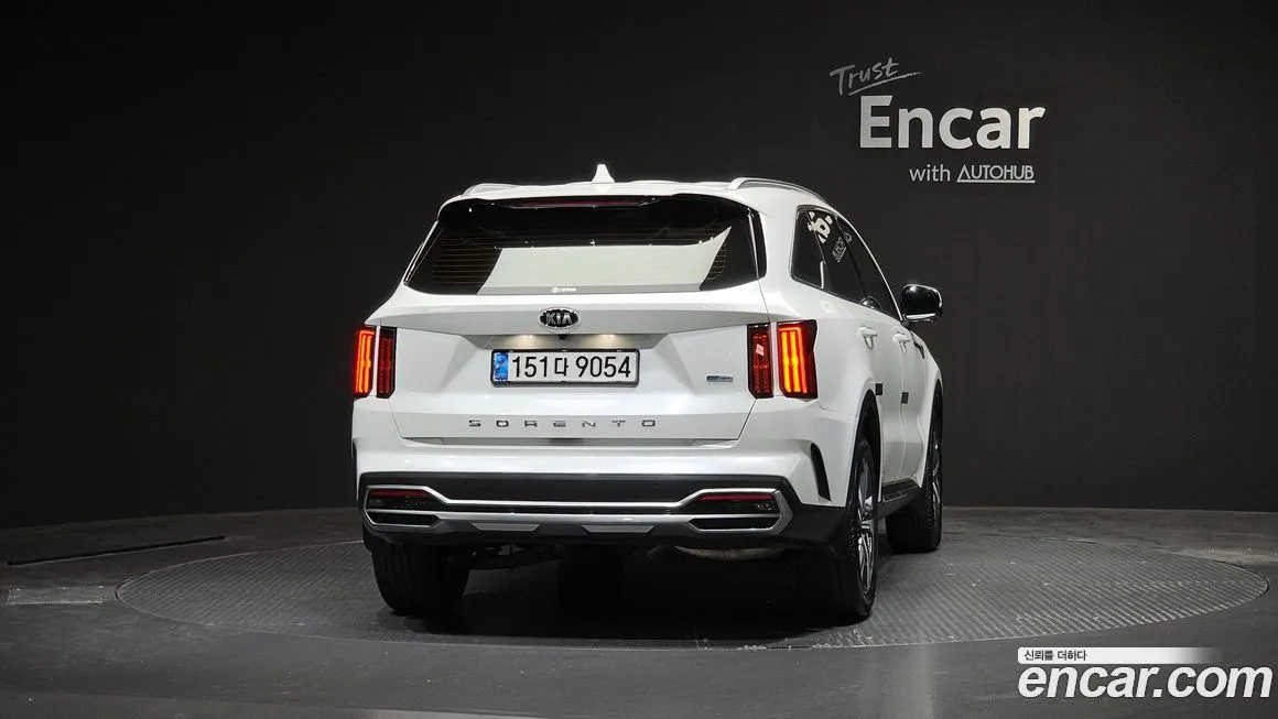 Kia Sorento — фото 7