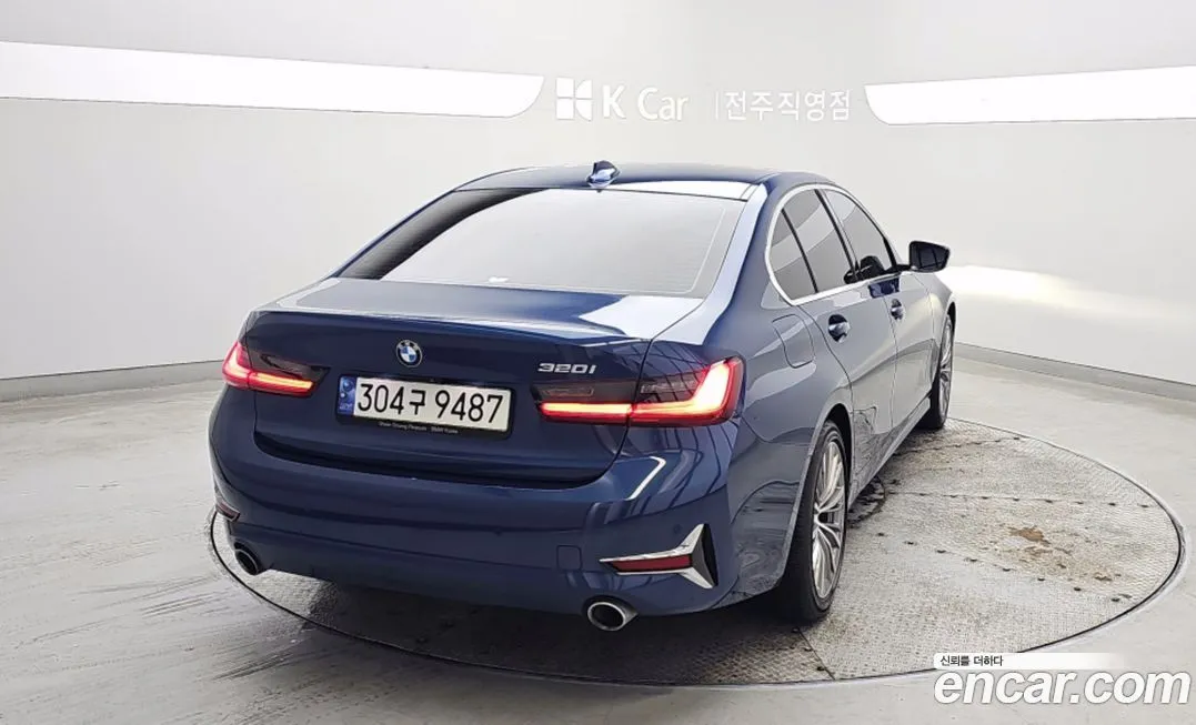 BMW 3-Series 2021 из KR, фото 2
