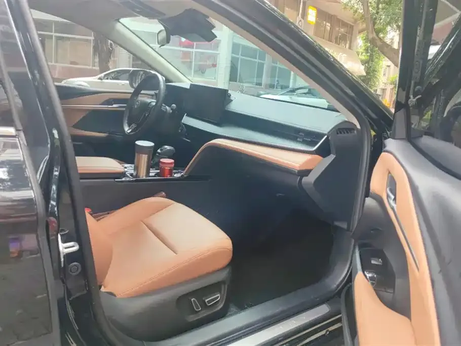 Toyota Camry 2024 из CN, фото 5