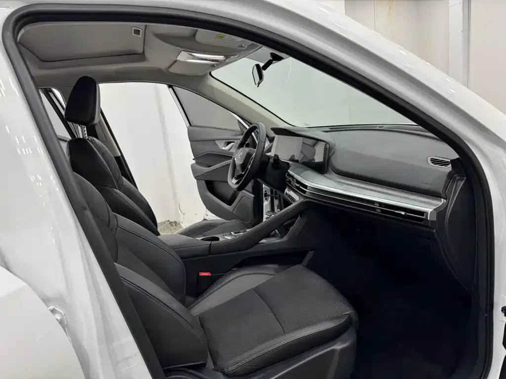 Changan CS35PLUS 2023 из CN, фото 2